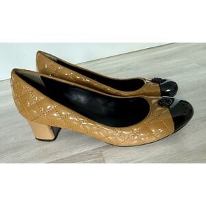 Tory Burch Quilted Patent Cap Toe‎ Block Heel Pumps Tan Black Size 8.5
